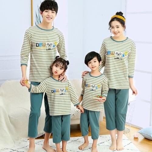 Mother Daughter Matching Clothes Boys Girls Father and Daughter Son Family FashionT-shirt Family Look Matching Summer Suits