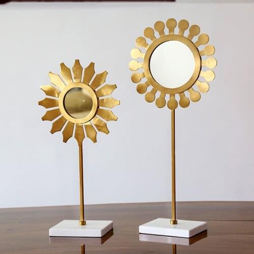 Light Luxury Style Abstract Sunglasses Decoration Soft Decoration Company Model Room Decoration Home Living Room TV Cabinet Deco