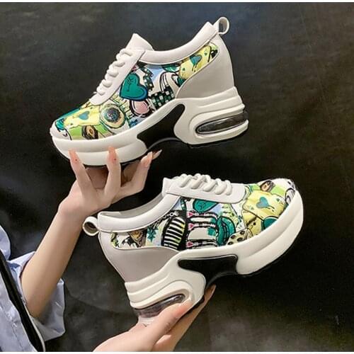 LLYGE Women's Sneakers