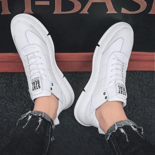 Mens Fashion Tide Shoes 2021 New White Shoes Breathable Non-slip Casual Shoes Men Outdoor Sports Lace-up Working Sneakers