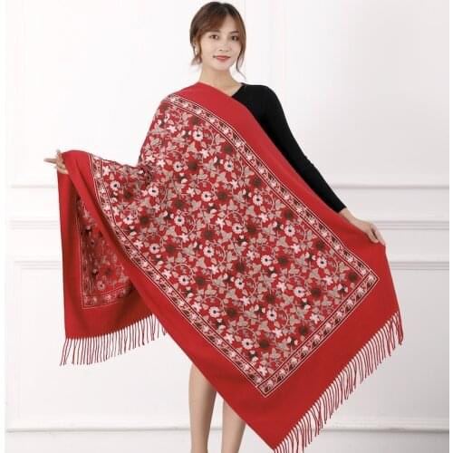 Luxury New Design Women Floral Embroidery Scarf Wrap Chinese Ethical Style Thickening Retro Flower Edging Scarf Shawl Warm
