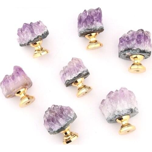 2Pcs / Natuurlijke Amethyest Steen Ruwe Lade Make Gift Houten Doos Kastdeur Keuken Handvat Diy Keuken Kasten Knoppen door knob