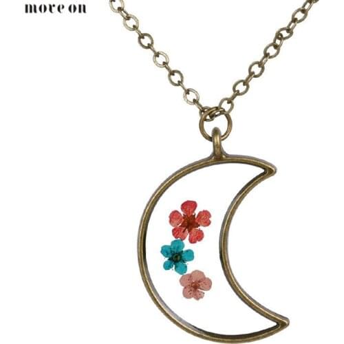 Fashion Retro Dry Flower Crescent Necklace Half Moon Couple Necklaces Choker Chain Collar Pendant Jewelry For Women Wedding