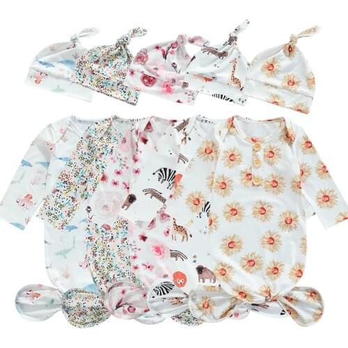 Baby Nightwear with Hat, Cartoon Patterns Print Round Neck Long Sleeve Sleepwear+ Cap for Kids, 0-3 Months