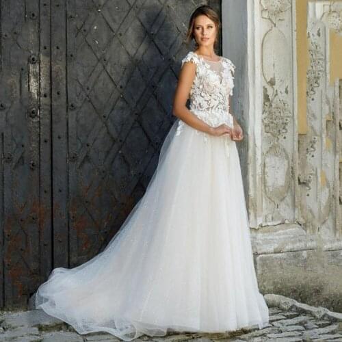 New Design Scoop Lace Appliques Cap Sleeves A-Line Backless Tulle Wedding Dress 2021 Vestido De Noiva Bridal Gowns