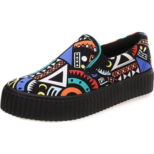 2020 Bohemian Shoes Women Canvas Shoes Thick Sole Height Increasing Shoes 3cm Casual Women Flats Female Loafers Shoes N036