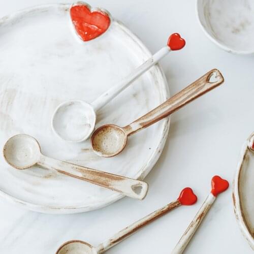 Handmade Ceramic Retro Love Spoon Creative Home Stirring Dessert Dinner Soup Kitchen Utensils Couple Tableware Birthday Gift