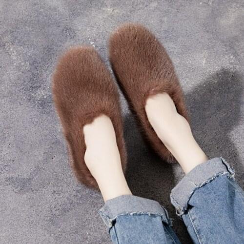ANew Kink Of Plush Shoes Autumn And Winter Fashion Simpie Muller Shoes Soft Mink Casual Slippers Flat Bottom Home Shoes