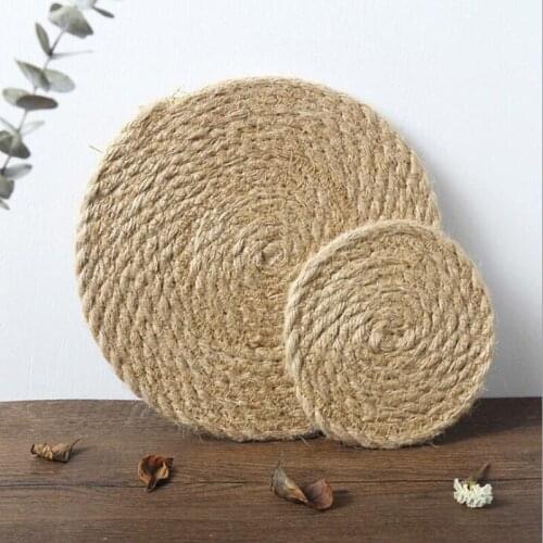 New Hot Rattan Placemats Straw Cup Coaster Dining Table Mat Heat Insulation Pot Holder Wicker Drink Coaster Kitchen Accessories