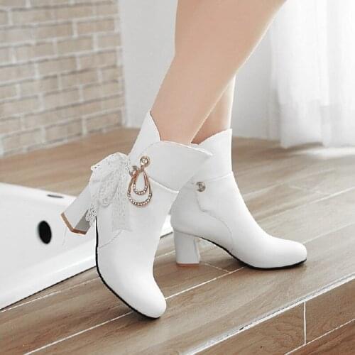 2021 white Ladies Ankle Boots Autumn Square Mid Heels Female Round Toe PU Leather Boots Ladies Casual Slip Women Shoes Boots
