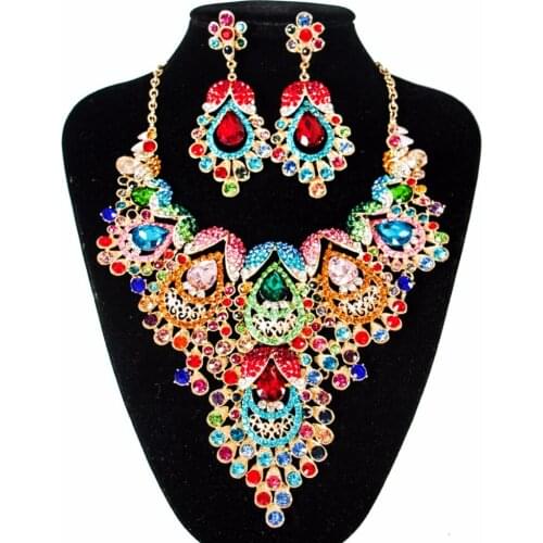 LAN PALACE Necklaces