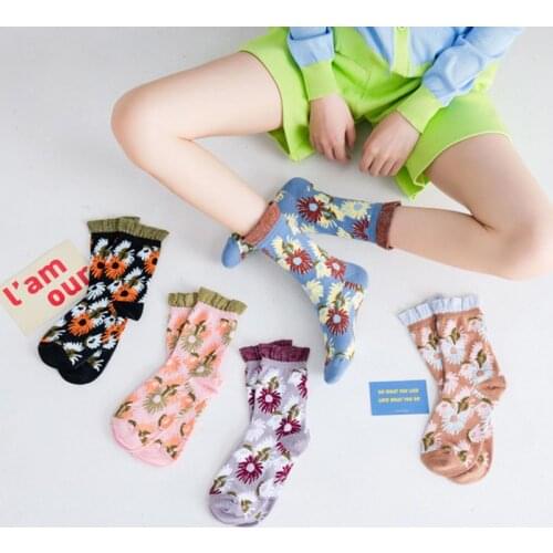 High Quality Retro Embroidery Print Women Cotton Socks For Funny Cute Gifts Compression Casual Woman Thickened Warmth Socks