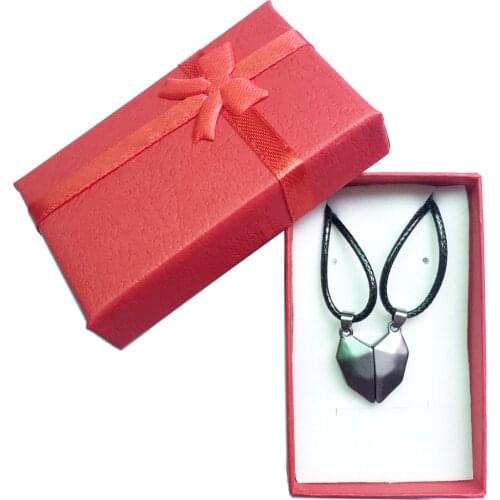 Legenstar 2Pcs Magnetic Couple Necklace Lovers Heart Pendant Distance Faceted Charm Necklace Women Gift 2021