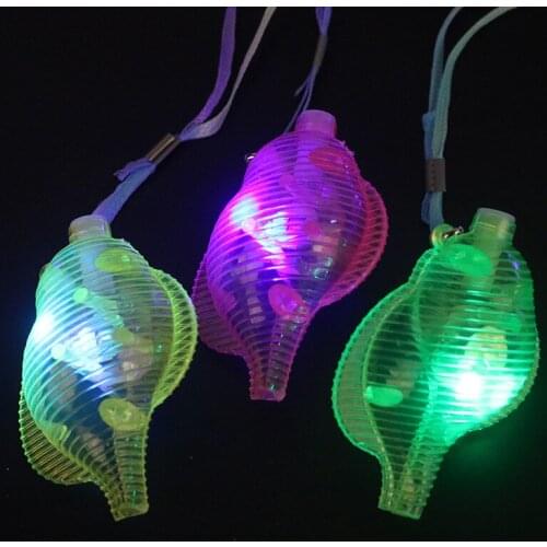 Flashing new year gift Childrens stall conch glow whistle to help the flash whistle bar party supplies light toys wholesale