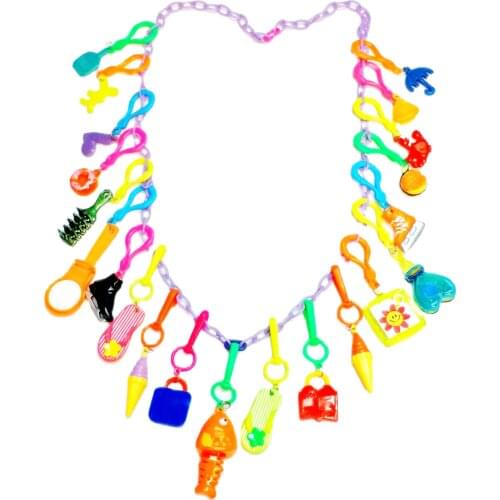 VINTAGE Plastic T Necklace 21 Charms Party Pinata Chip T Retro Fashion Jewellery 80cm Chain Birthday Party Favor Gift Novelty