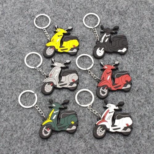 Motorcycle Model Shape SOFT RUBBER KEYCHAIN KEYRING KEY CHAIN KEY RING For Vespa GTS 300 Sprint Primavera 150 6th edition