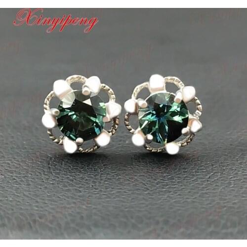 18 k white gold with 100% natural sapphire studs earrings Blue green color of fire Fine jewelry contracted
