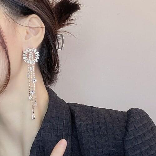 Origin Summer Fashion Trendy Bling Bling Circle Rhinestone Dangle Earring for Women Trendy Hollow Long Tassel Earring Jewelry