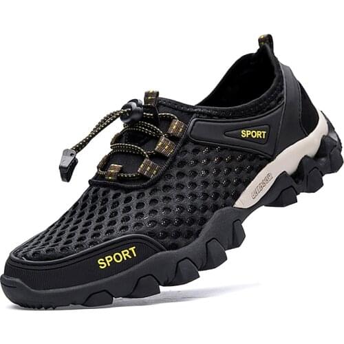 Mens Sandals Summer Outdoor Hiking Shoes Cow Leather Sandals Protect Toe Light Wear-resistant Non-slip Quick-Drying Sneakers