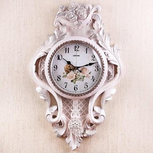 Deluxe European-style wall clock living room personality creativity fashionable home clock silent clock Modern Decorative Clock