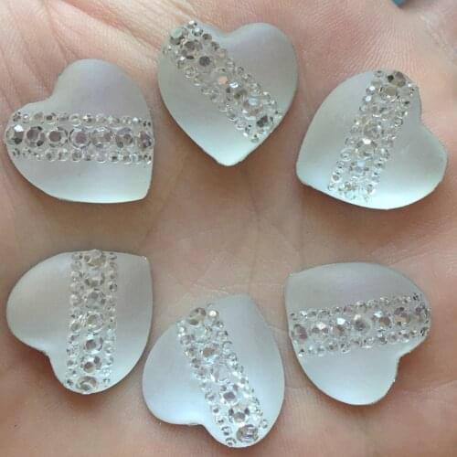 20pcs 20mm DIY white heart-shaped resin rhinestones wedding accessories scrapbook gift resin drill
