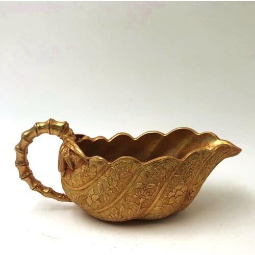 Gilded carved wine glasses, Exquisite handicraft ornaments