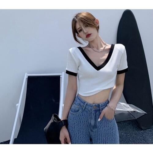 Summer Women T-Shirt Black & White Color Contrast V-Neck Unique Crop Tops Short Sleeves Patchwork Solid 2021 Korean Fashion Tees