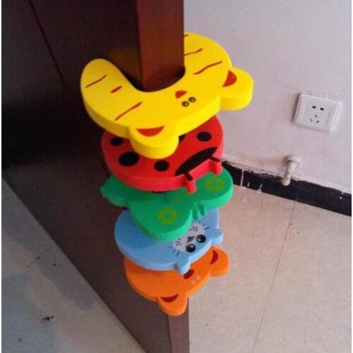 1PCS Protection Baby Safety Cute Animal Security Door Stopper Baby Card Lock Newborn Care Child Finger Protector Random color