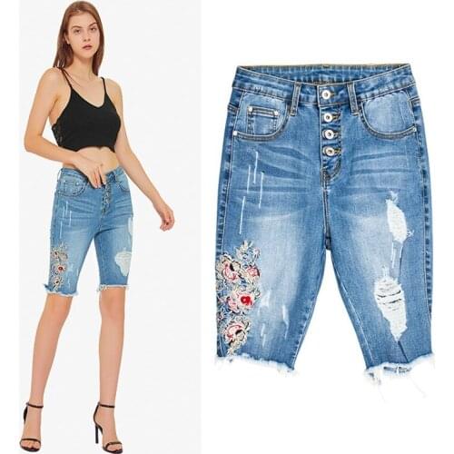 2020 New Womens Mid-High Waist Multi-Button Washing Denim Three-Dimensional Embroidery Slim Stretch Jeans Womens Cropped Pants