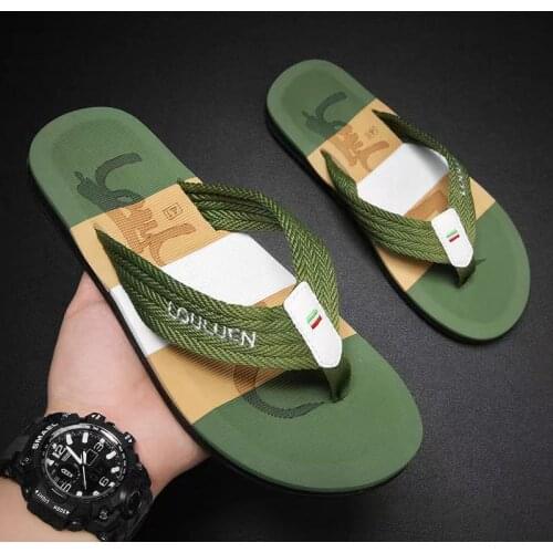 Flip-Flops Mens Summer Non-Slip Mens Sandals And Slippers Personality Korean Outdoor Beach Shoes Fashion Mens Casual Slippers