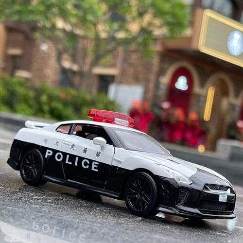 1:32 Japan Tochigi Nissan GTR Alloy Police Sports Car Model Diecast Simulation Metal Toy Car Model Collection Childrens Toy Gift
