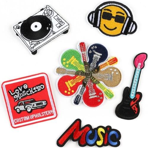 Custom Wholesale Earphone Musical Note Pack Guitar Cloth Sticker Radio Clothing Accessories Embroidery Logo Patch