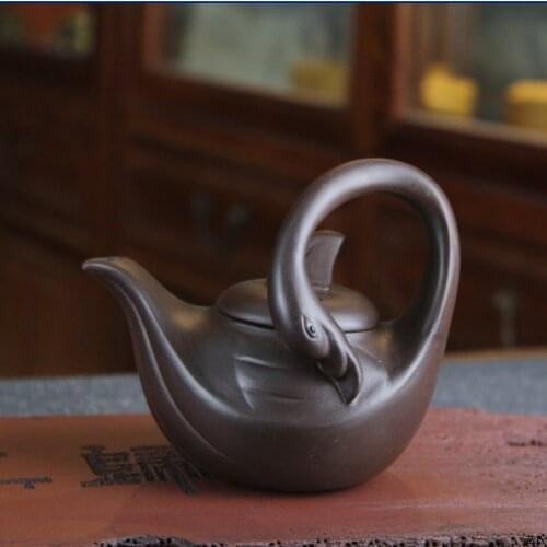 Yixing teapot quirky styling goose pot 160cc purple clay teapot chinese puer oolong tea pot purple sand teaset onsale