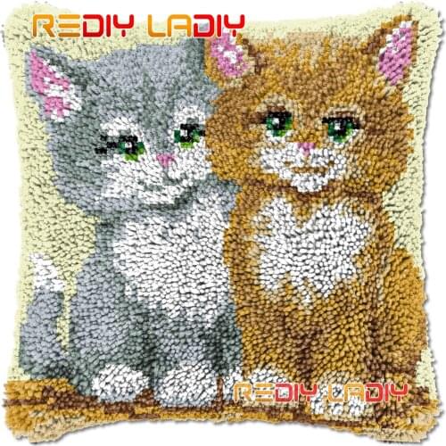 Latch Hook Cushion Two Cats DIY Needlepoint Kits Chunky Acrylic Yarn Arts Crocheting Lofty Pillow Case Hobby & Crafts