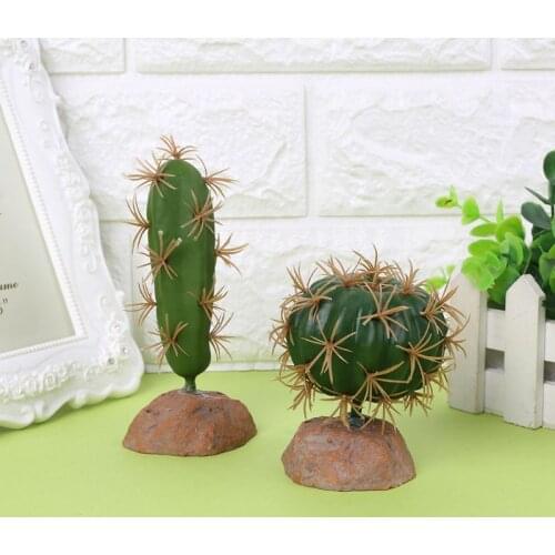 Reptiles Habitat Green Plastic Terrarium Plant for Amphibians Home Garden Ornament