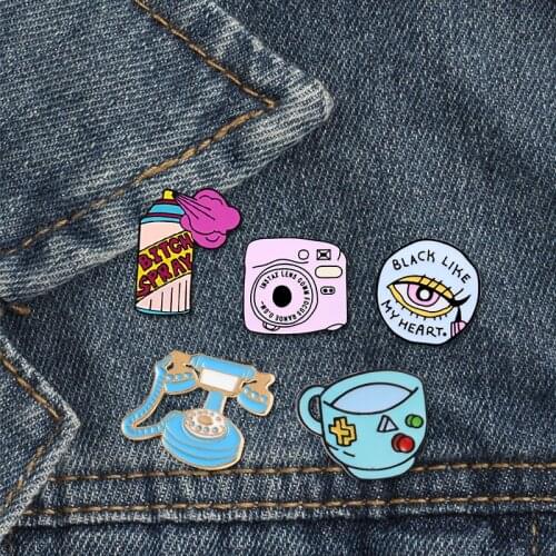 Fashion Life Brooches Camera Telephone Spray Cartoon Cup Enamel Pin Backpack Clothes Label Pins Funny Badge Jewelry Friends Gift