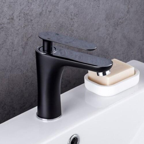 Basin Faucet Elegant Bathroom Faucet Hot and Cold Water Basin Mixer Tap Single Handle Single Hole Water Sink Tap Deck Mounted