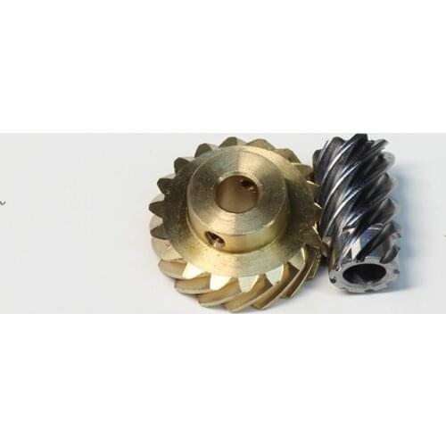 45 degree Staggered gear 45 # steel Helical gear 1:2.25 Steering brass gear 1 set=90 degree 1 modulus 18T 8T worm (6mm hole)
