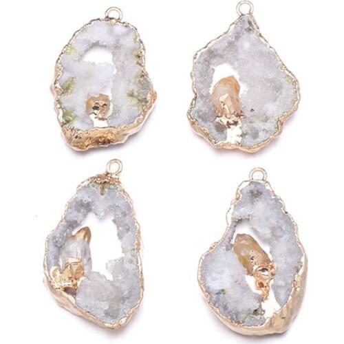 Natural Agates Pendant Irregular Shaped Gold-Plated Pendants For Making DIY Jewelry Necklaces Jewelry Size 40x30-42x32mm