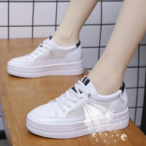 2021 Summer New Ladies White Shoes Wild Breathable Fashion Casual Shoes Increased Mesh Sports Womens Vulcanized Shoes