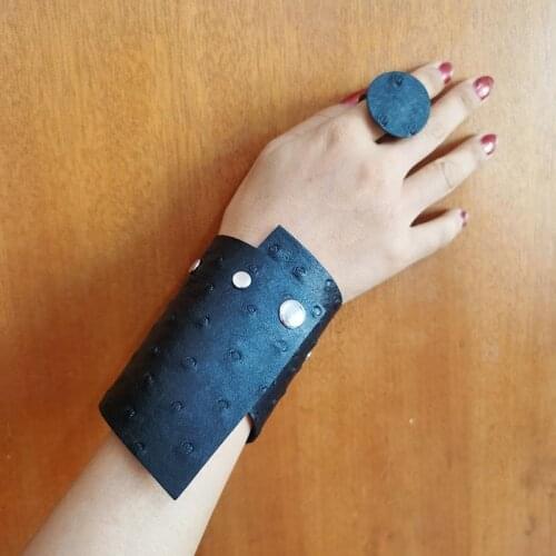 TOTABC Fashion Texture Leather Bracelets For Women Wristband Femme punk Wrap Bracelets & Bangles Femme Jewelry Gift