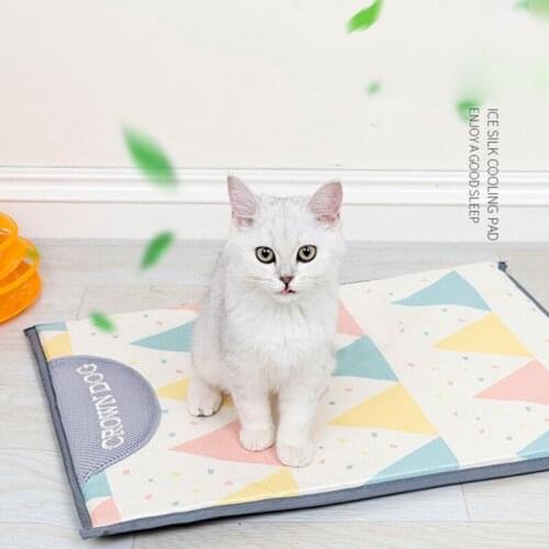 Summer Cooling Mats Blanket Ice Pet Cat Dog Bed Mats For Dogs Cats Sofa Portable Dogs Car Seat Cover Pad Pet Accessories