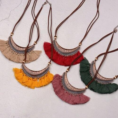 Amader Womens Crescent Shape Bohemian Pendant Necklace Red Yellow Green Tassels Retro Ethnic Sweater Chian Jewelry HQN032