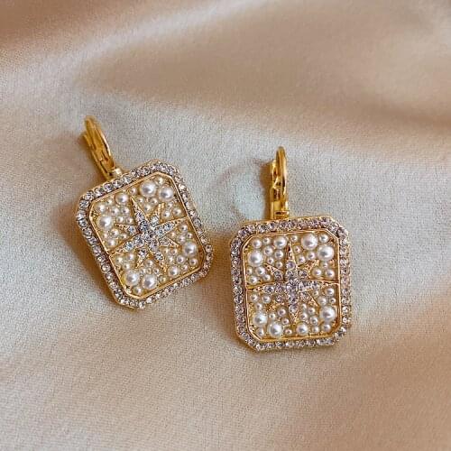 Personality Square imitation pearl Hanging Dangle Earrings Fashion Elegant Drop Eearrings Vintage Earrings for Women New