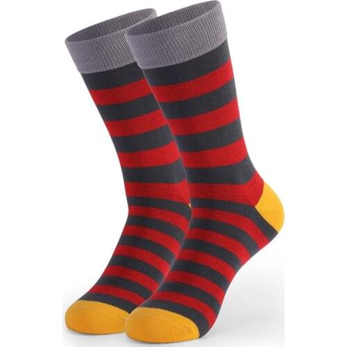 2020 Middle Tube Climbing Sport Socks Anti Slip Socks Cotton Socks Wintersport Outdoor Hunting Windproof Keep Warm Socks