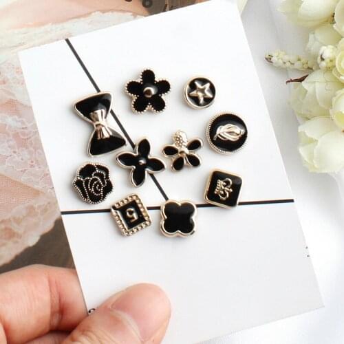 Buttons Brooch Buckle Anti-glare Women Cute High-end Fashion Decoration Fixed Neckline Clothes Pearl Small Pin Accessories