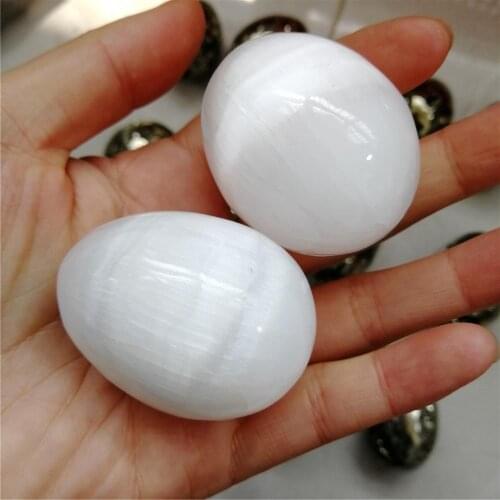 1pcs natural quartz crystals and stones and minerals white selenite specimen polished egg gifts worry stone