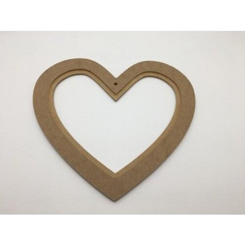 Small Heart-Shaped Frame paintable decorative objects декоративные предметы под роспись