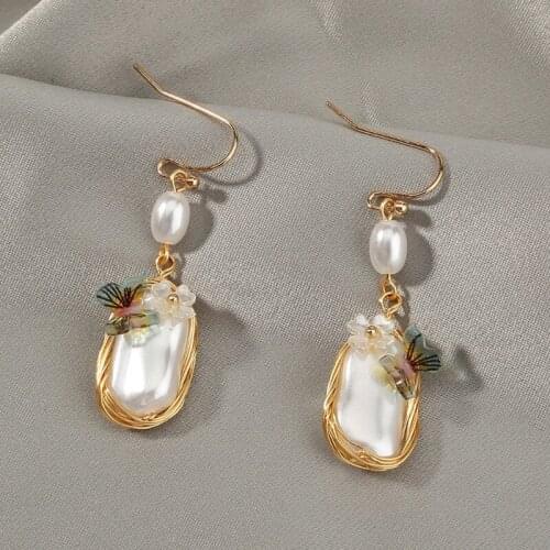 6XDA Delicate Elegant Female Earrings French Style Vintage Baroque Pearl Drop Dangle Earrings Gifts for Women Mother Friends