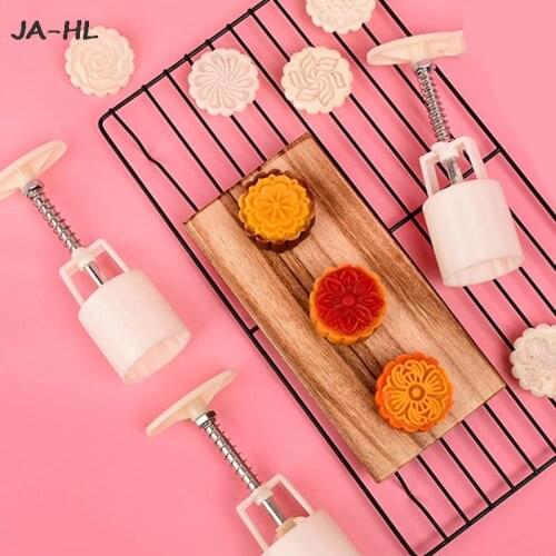 50g Flower Shaped Mooncake Mold Cake Mold Hand Pressure Fondant Moon Cake Decorating Tools Cookie Cutter Baking Tool